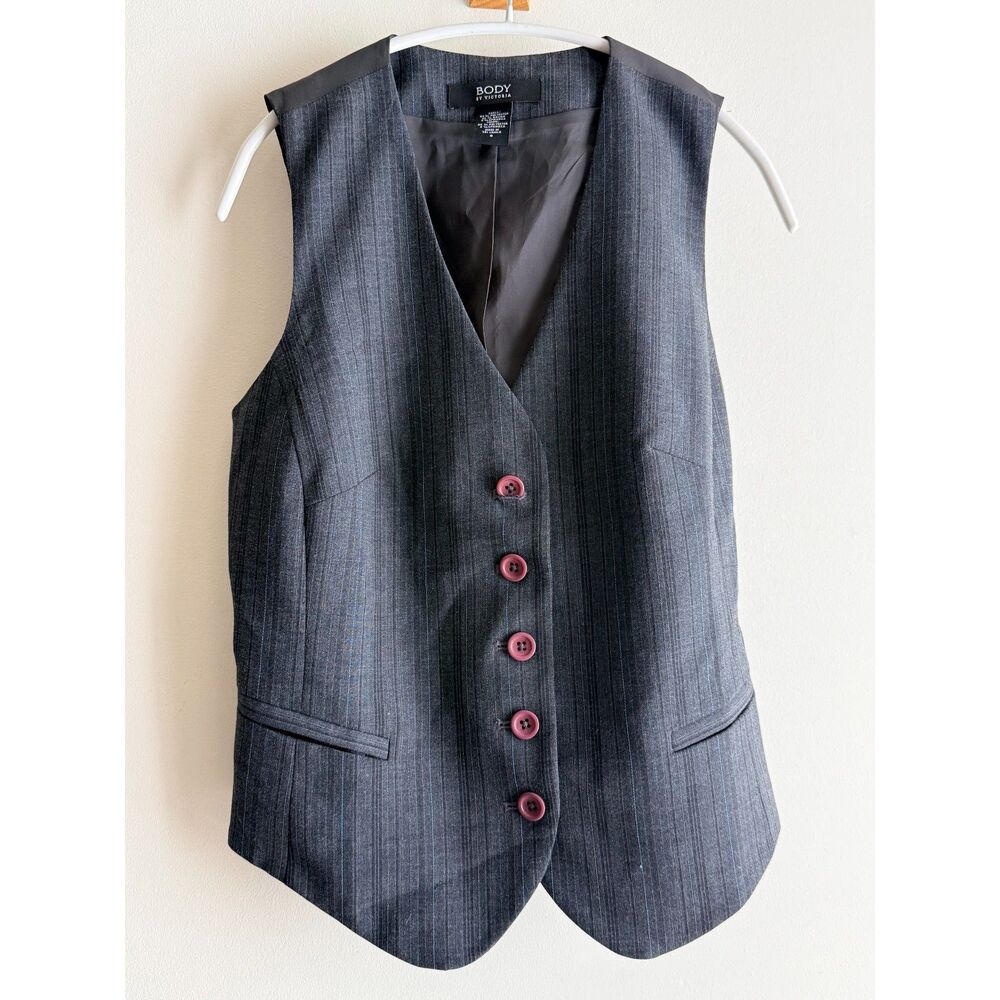Body by Victoria - button-down vest - size 8